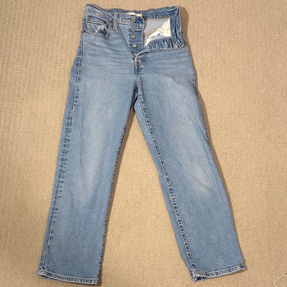 Levi's Denim - Levi's Medium Wash Ribcage Straight Ankle Jeans Size 25